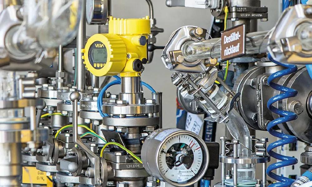 Depósitos de almacenamiento en sistemas de envasado 