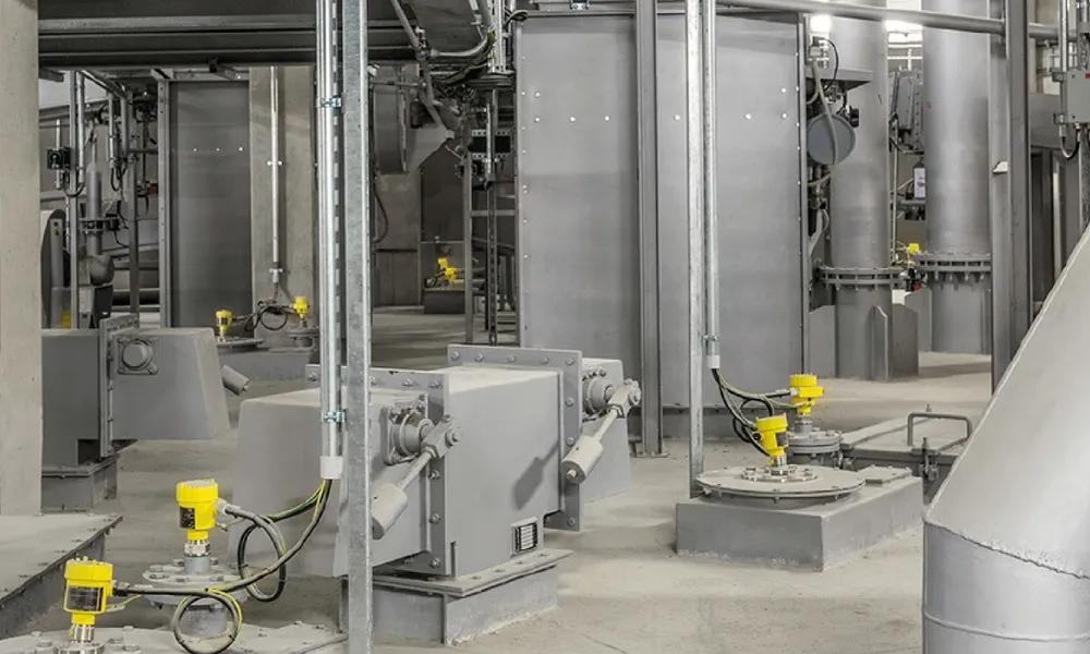 detección de nivel en silos de cal fina 